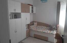 Apartament de 3 camere, zona Spitalul Judetean