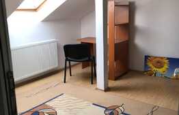 Apartament de 3 camere, 66 mp, mansarda, zona Rogerius