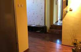 Apartament de 3 camere, 66 mp, mansarda, zona Rogerius