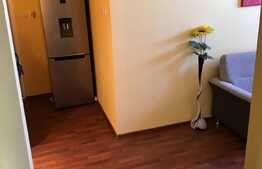 Apartament de 3 camere, 66 mp, mansarda, zona Rogerius