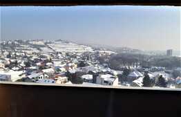 Apartament de 3 camere, 88 mp, decomandat, parcare, zona Magheru!