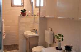 Apartament de 3 camere, decomandat, loc de parcare, zona Magheru!