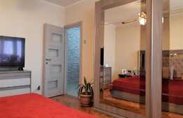 Apartament de 3 camere, decomandat, loc de parcare, zona Magheru!