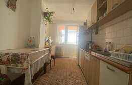 Apartament 4 camere, decomandat, priveliste superba, Sânmartin!