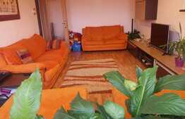 Apartament de 3 camere, decomandat, zonă ușor accesibilă cu facilități diverse