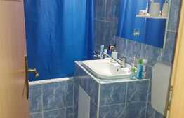 Apartament de 3 camere, decomandat, zonă ușor accesibilă cu facilități diverse