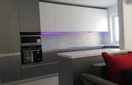 Apartament 3 camere, 82.62 mp, etaj intermediar, garaj si un loc de parcare, zona Iosia