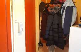 Apartament de 2 camere, semidecomandat, cartier Rogerius