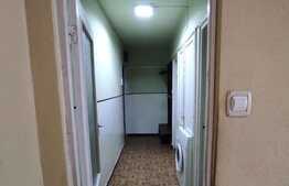 Apartament 2 camere, etaj intermediar, zona Velenta!