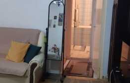 Apartament de 2 camere, semidecomandat, zona Perla