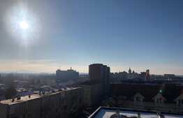 Apartament de 5 camere, decomandat, 94 mp utili, panoramă superbă, ultracentral