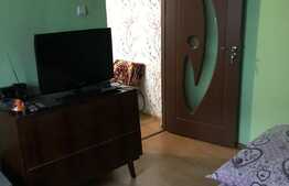 Apartament 3 camere, semidecomandat, zona Nufarul