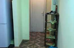 Apartament 3 camere, semidecomandat, zona Nufarul