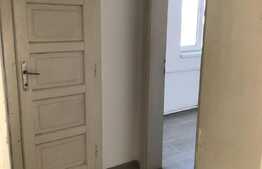 Apartament 4 camere, decomandat, garaj, zona Cantemir