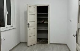 Apartament 4 camere, decomandat, garaj, zona Cantemir