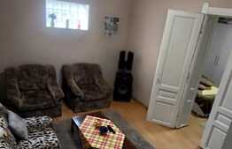 Apartament de 2 camere la casa, 60 mp, zona Spitalul judetean