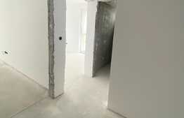 Oportunitate! Penthouse cu 3 camere si o terasa generoasa in zona Calea Aradului!