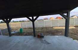 Casa nou construita de 150 mp, teren 500 mp în Santandrei