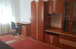Apartament de 3 camere, 56 mp, etaj intermediar, zona Decebal