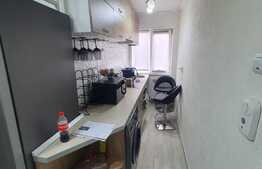 Apartament de 2 camere, cochet, etaj intermediar, zona Nufarul