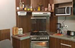 Apartament de 3 camere, tip C, 64 mp, 2 băi, zona Cantemir