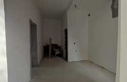 Casa la curte comuna, 34 mp utili, zona Centrala