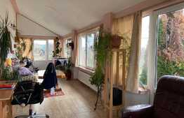 Casa de 286 mp, 882 mp teren, in Nojorid