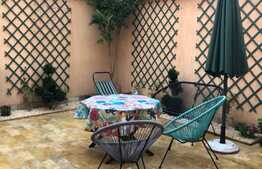 Casa de 231 mp, pe I.C. Bratianu, curte de 40mp