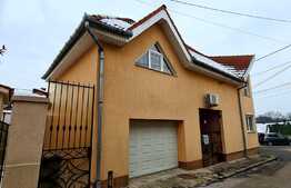 Casa de 231 mp, pe I.C. Bratianu, curte de 40mp