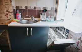 Apartament de 2 camere, 40 mp, etaj intermediar, zona Rogerius