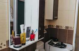 Apartament de 2 camere, 40 mp, etaj intermediar, zona Rogerius