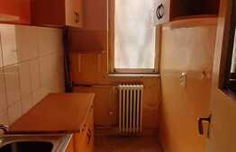 Apartament de 2 camere, etaj intermediar, zona Rogerius