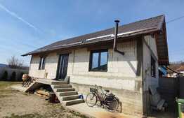 Casă nouă de 85 mp, două dormitoare, în Husasău