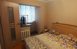Apartament de 3 camere, semidecomandat, etaj intermediar, cartier Nufarul