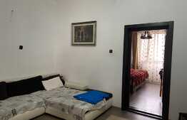 Casa cu 4 camere pe un teren de 733 mp, zona centrala