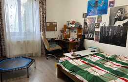 Casa cu 4 camere pe un teren de 733 mp, zona centrala