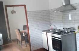 Casa cu 4 camere pe un teren de 733 mp, zona centrala