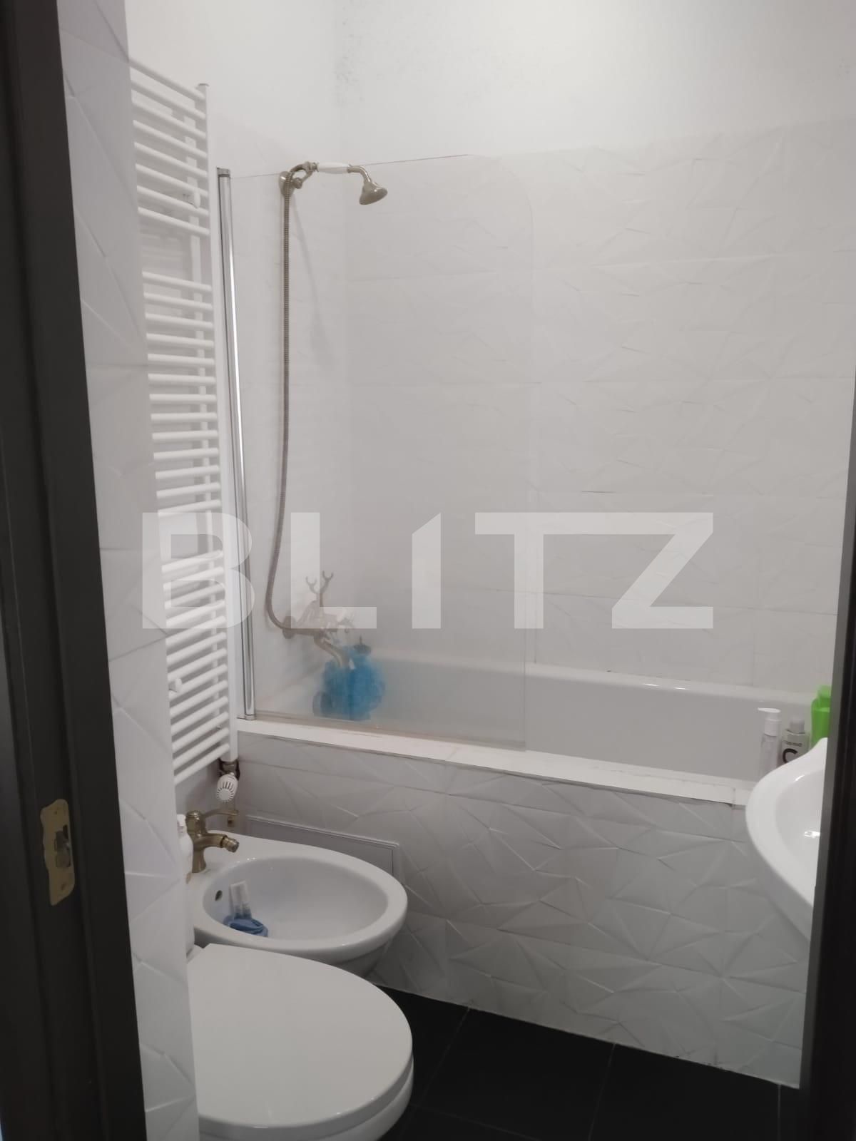 Casa de vânzare 6 camere Central - 82785CV | BLITZ Oradea | Poza8