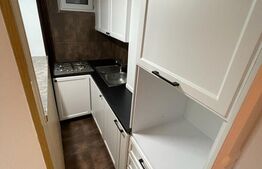 Apartament de 3 camere, semidecomandat, etaj intermediar, zona Calea Aradului