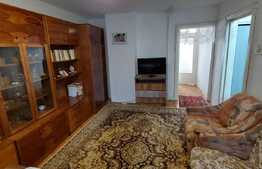 Apartament de 2 camere, spatios, zona Nufarul