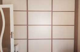 Apartament de 2 camere, 54 mp, etaj intermediar, zona Piața Rogerius