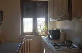Apartament de 2 camere, 54 mp, etaj intermediar, zona Piața Rogerius
