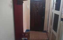 Apartament de 2 camere, etaj intermediar, zona 22 Decembrie