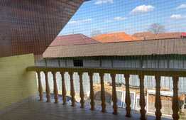 Casa 5 camere în Tărian cu teren de 1400 mp