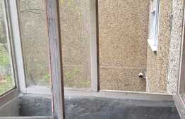 Apartament de două camere, 55 mp, etaj intermediar, zona Rogerius