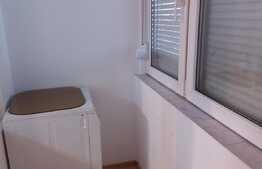 Apartament 3 camere, 65 mp, balcon, zona Nufarul