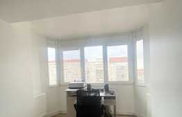 Apartament de 4 camere, spațios și confortabil, priveliște superbă, in Nufarul!