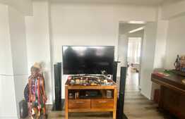 Apartament de 4 camere, spațios și confortabil, priveliște superbă, in Nufarul!