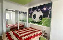 Apartament de 4 camere, spațios și confortabil, priveliște superbă, in Nufarul!