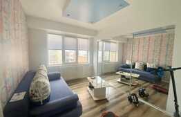 Apartament de 4 camere, spațios și confortabil, priveliște superbă, in Nufarul!